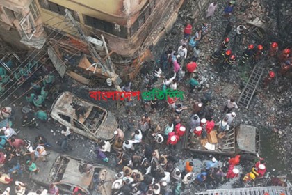 চকবাজার ট্র্যাজেডি : চিকিৎসাধীন অবস্থায় আরও একজনের মৃত্যু