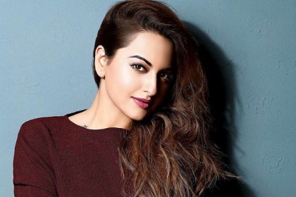 এফআইআর দায়ের, জেল হতে পারে সোনাক্ষীর 