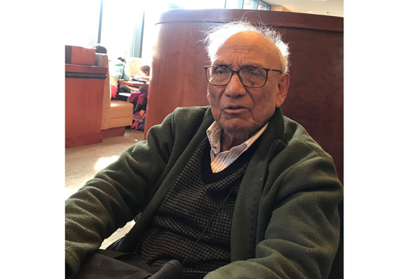 'বঙ্গবন্ধুর জীবনী সম্পর্কে কেউই যত্নবান নই'

