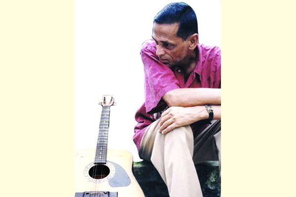 আজ পপসম্রাটের জন্মদিন