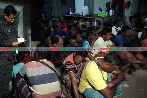 মালয়েশিয়ায় অভিযানে ২২ বাংলাদেশিসহ গ্রেফতার ৩১