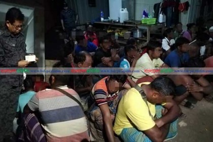 মালয়েশিয়ায় অভিযানে ২২ বাংলাদেশিসহ গ্রেফতার ৩১