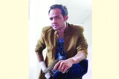 বিমানের সেই ফ্লাইটে সেদিন কী হয়েছিল