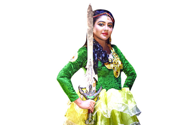 বিউটি সার্কাসের বিউটি ‘জয়া’