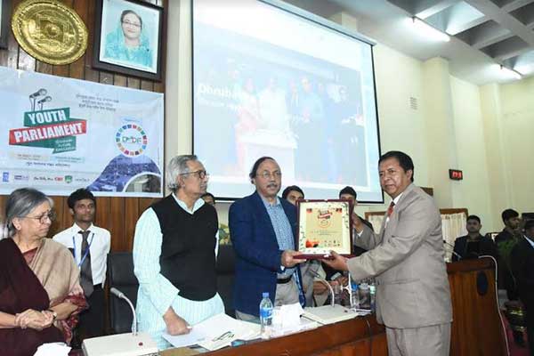 যুব সমাজকে বিপথগামী হওয়া থেকে বিরত রাখতে হবে : লিটন
