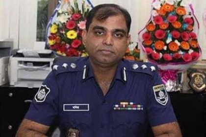 পুলিশ কর্মকর্তার সহযোগিতায় ওমান গেলেন প্রবাসী