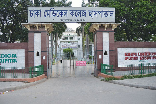 ঢামেকে জানালা ভেঙে গুলিবিদ্ধ আসামির পলায়ন!