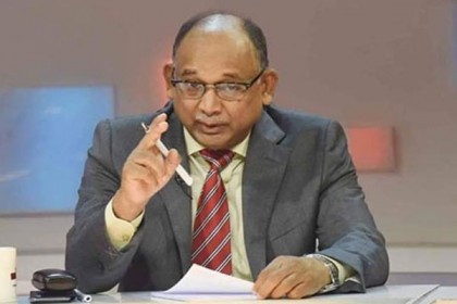 রেলে বছরে ৯ কোটি যাত্রী পরিবহন : রেলমন্ত্রী