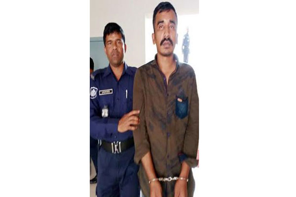 সিদ্ধিরগঞ্জে 'ফেন্সী' রনি গ্রেফতার

