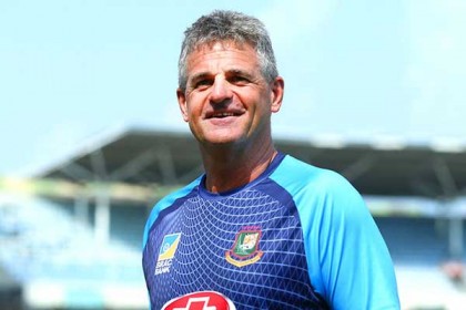 মুশফিকের ইনজুরি নিয়ে যা বললেন টাইগার কোচ