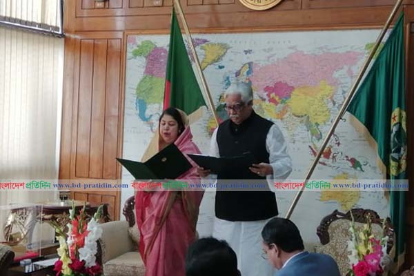 শপথ নিলেন সুলতান মনসুর
