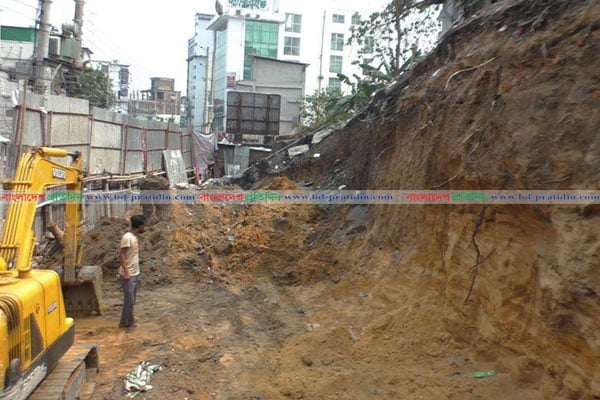 সিলেটে টিলা কাটায় জরিমানা