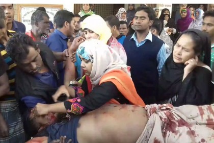 মেহেরপুরে মোটরসাইকেলের পিছনে বাসের ধাক্কা, ব্যবসায়ী নিহত