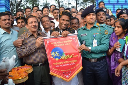 বরিশালে আন্তর্জাতিক বাণিজ্য মেলার উদ্বোধন