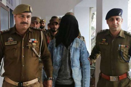 জম্মু-কাশ্মীরে গ্রেনেড বিস্ফোরণে আটক ১, চাঞ্চল্যকর তথ্য ফাঁস