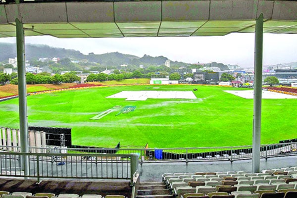 দ্বিতীয় দিনেও খেলা না গড়ানোর শঙ্কা