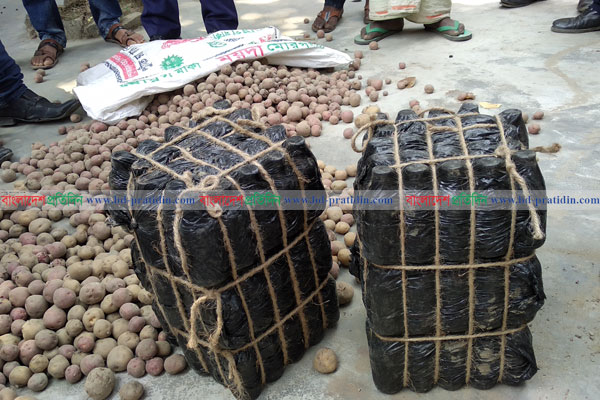 আলুর বস্তায় ফেন্সিডিল, আটক ২