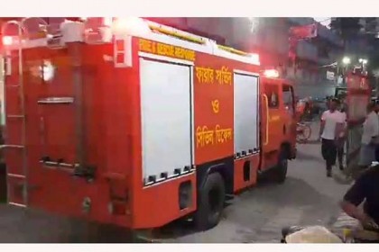 মৌচাকের আনারকলি মার্কেটের আগুন নিয়ন্ত্রণে