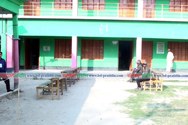 সুনামগঞ্জে সুনসান ভোটকেন্দ্র, নেই ভোটার