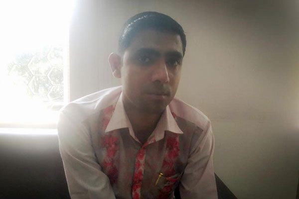 আশুলিয়ায় অবৈধ গ্যাস সংযোগের নামে টাকা হাতিয়ে নেয়ার অভিযোগ, যুবক আটক