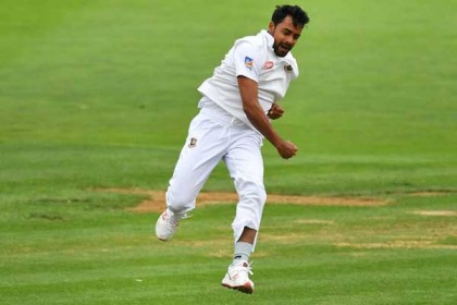 কিউই শিবিরে জায়েদের হানা, দুই ওপনারের বিদায়