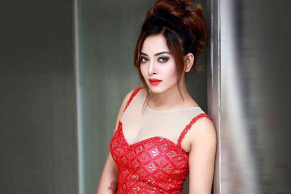 তমা মির্জার বাগদান সম্পন্ন