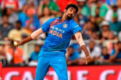 হুমকির মুখে বুমরাহ'র ক্যারিয়ার