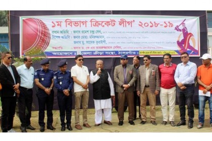 ঠাকুরগাঁওয়ে প্রথম বিভাগ ক্রিকেট লীগের উদ্বোধন

