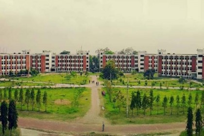 কর্মবিরতিতে অচল রোকেয়া বিশ্ববিদ্যালয়