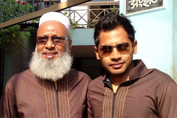 ক্রিকেটারদের পাশে দাঁড়াতে ঢাকা গেলেন মুশফিকের পরিবার