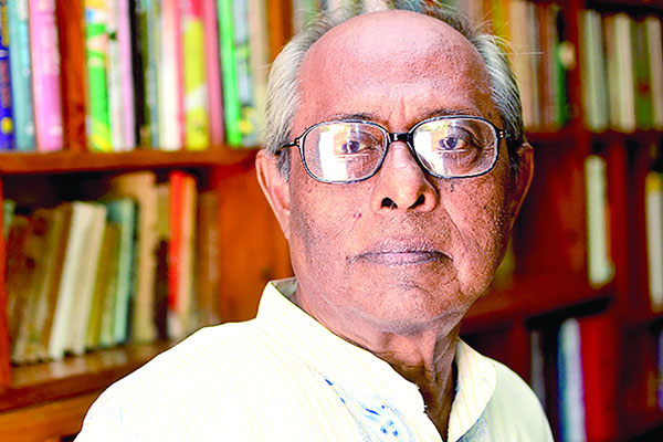 এখানে যোগ্য লোকের অভাব