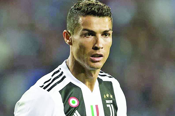 নিষিদ্ধ হতে পারেন রোনালদো