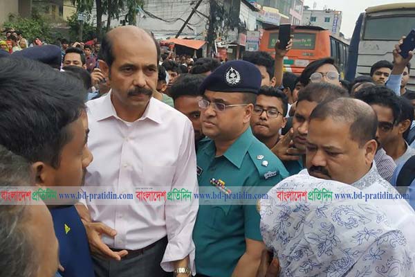 রাজধানীর সড়কে 'সুপ্রভাত' বাস চলবে না: মেয়র আতিকুল