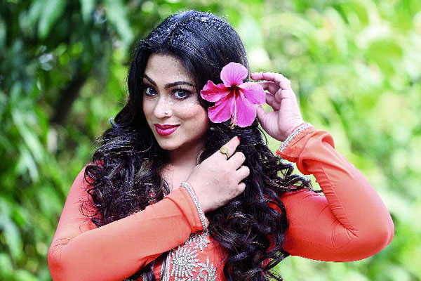 বিয়ের পর মিডিয়ায় কাজ করব না