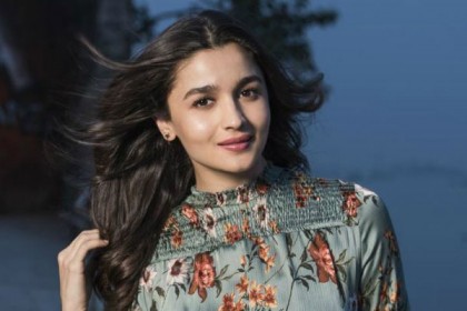 গাড়ির চালক ও হেল্পারকে ১ কোটি টাকা সহায়তা আলিয়ার