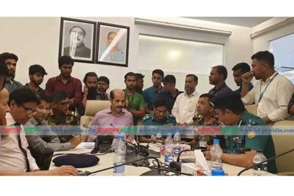 নিরাপদ সড়ক আন্দোলন ৭ দিনের জন্য স্থগিত