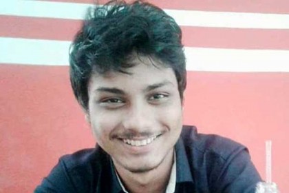 সিকৃবির শিক্ষার্থীকে বাসচাপা দিয়ে হত্যার অভিযোগ