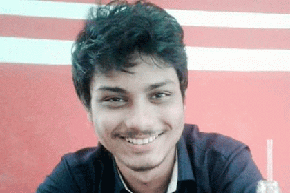 সিকৃবির ছাত্র হত্যা; সেই বাস চালক-হেলপারকে মৌলভীবাজার থানায় হস্তান্তর