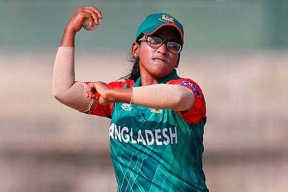 আইসিসির বিশেষ সম্মাননা পাচ্ছেন রুমানা