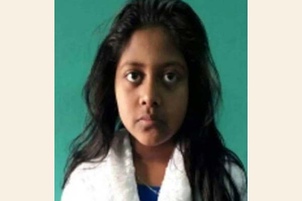 ট্যালেন্টপুলে বৃত্তি পেল সড়কে পা হারানো সেই নিপা