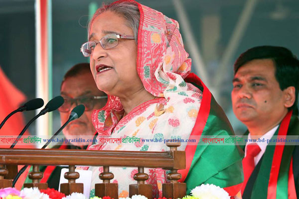 যুগের সঙ্গে সন্তানরা যেন এগোতে পারে, সে লক্ষ্যে কাজ করছি: প্রধানমন্ত্রী