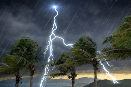 ঝড়ো হাওয়াসহ সারাদেশে বজ্রবৃষ্টির পূর্বাভাস