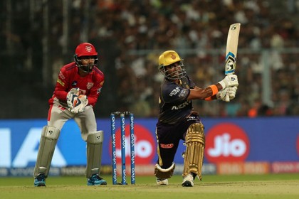 গেইলদের পাহাড়সম লক্ষ্য দিল কলকাতা
