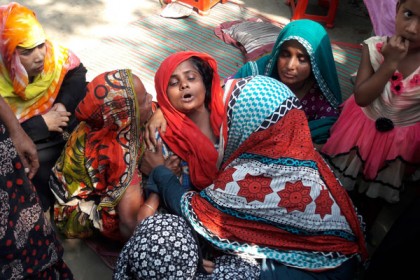 শরীয়তপুরে বাসের ধাক্কায় পথচারী নিহত