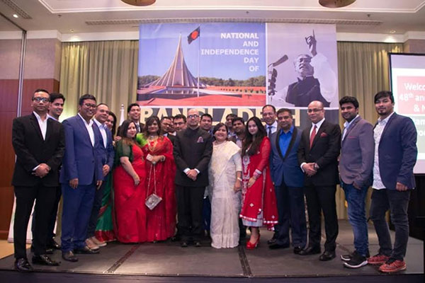 পোল্যান্ডে স্বাধীনতা দিবস ও কূটনৈতিক সংবর্ধনা