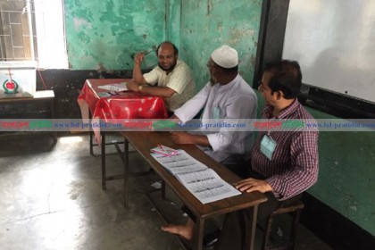 নরসিংদীতেও ভোটার উপস্থিতি কম