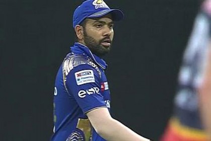 ১২ লাখ রুপি জরিমানা রোহিত শর্মার
