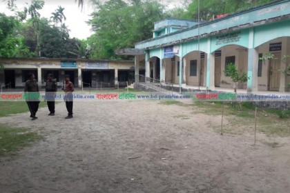 ভোটার শূন্য বাগেরহাটের কেন্দ্রগুলো 