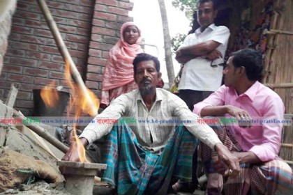 নওগাঁয় গভীর নলকূপে গ্যাসের সন্ধান
