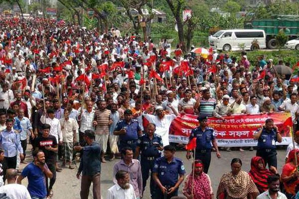 নরসিংদীর দুই জুটমিলে ৭২ ঘন্টার শ্রমিক ধর্মঘট